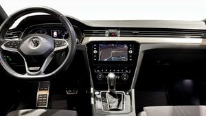 Volkswagen Passat bild 10