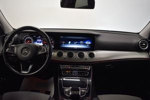 Mercedes E200 bild 8