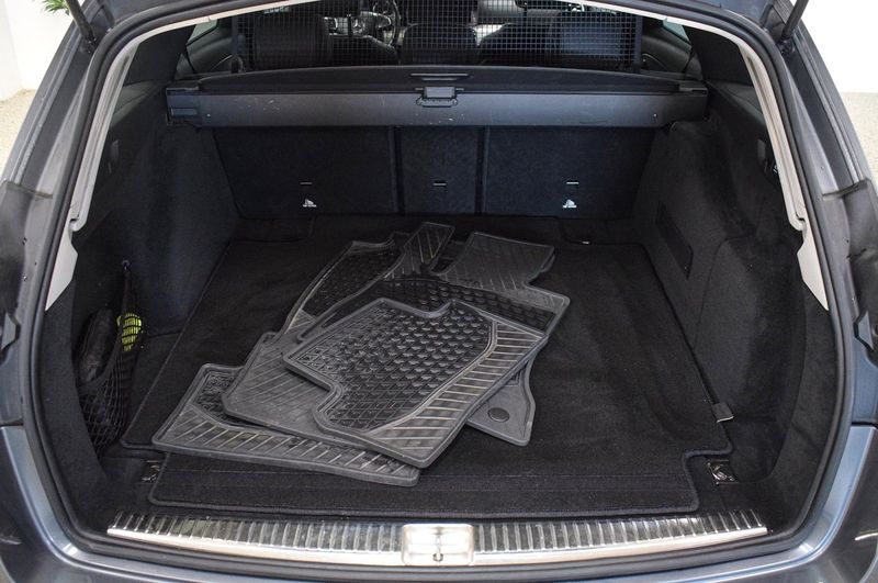 Mercedes E200 bild 21