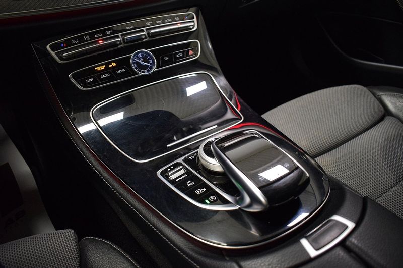 Mercedes E200 bild 17