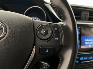 Toyota Auris bild 18