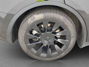 Tesla Model Y bild 34