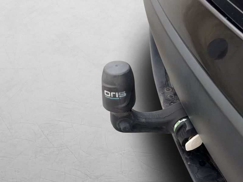 Tesla Model Y bild 11