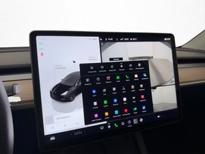 Tesla Model Y bild 23