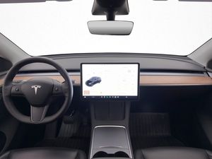 Tesla Model Y bild 15