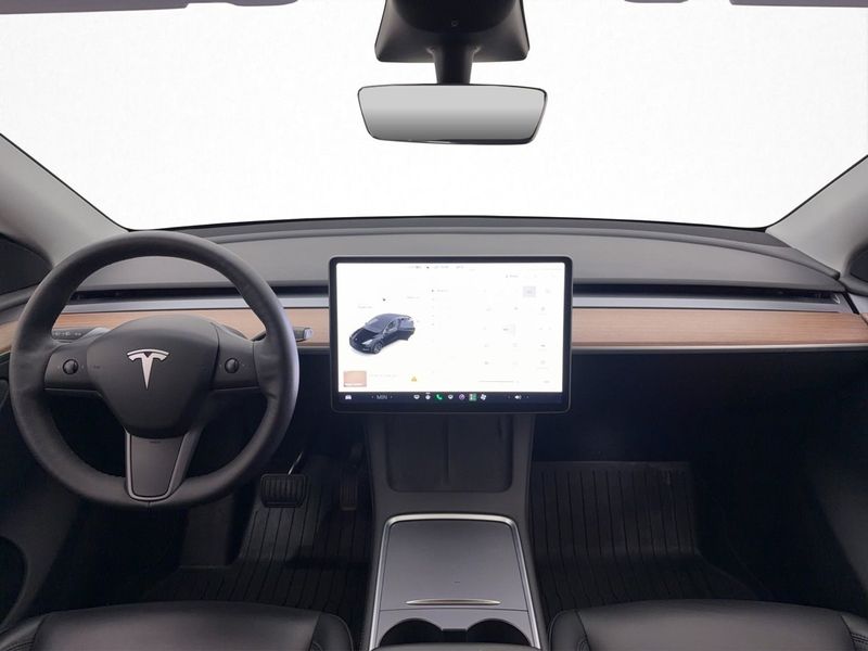 Tesla Model Y bild 15