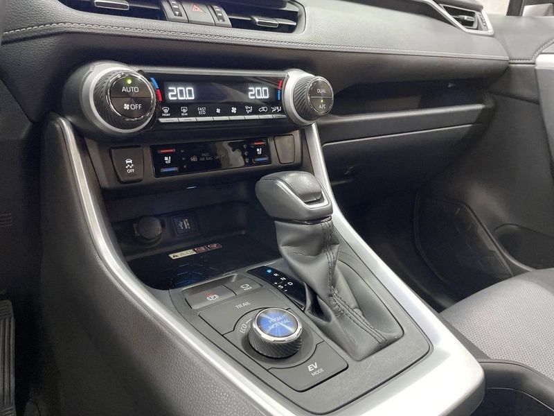 Toyota RAV4 bild 18