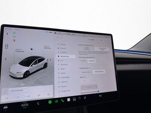 Tesla Model 3 bild 29