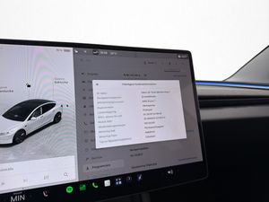 Tesla Model 3 bild 31