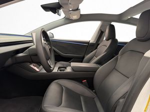 Tesla Model 3 bild 21