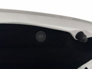 Tesla Model 3 bild 15