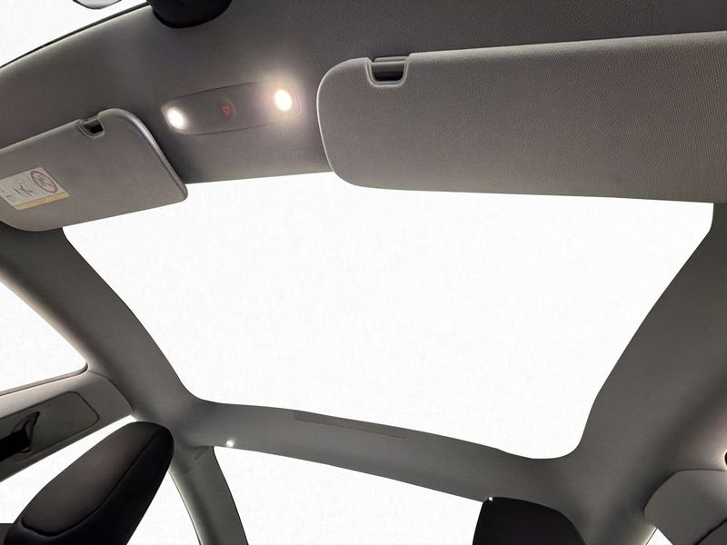 Tesla Model 3 bild 22