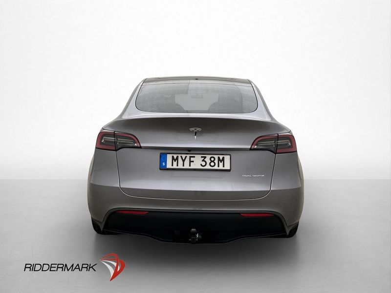 Tesla Model Y bild 8