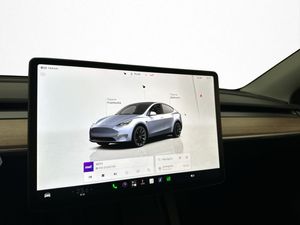 Tesla Model Y bild 23