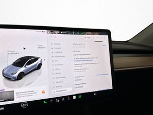 Tesla Model Y bild 30