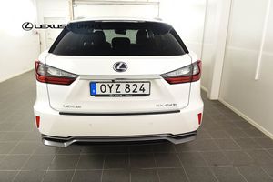 Lexus RX bild 4