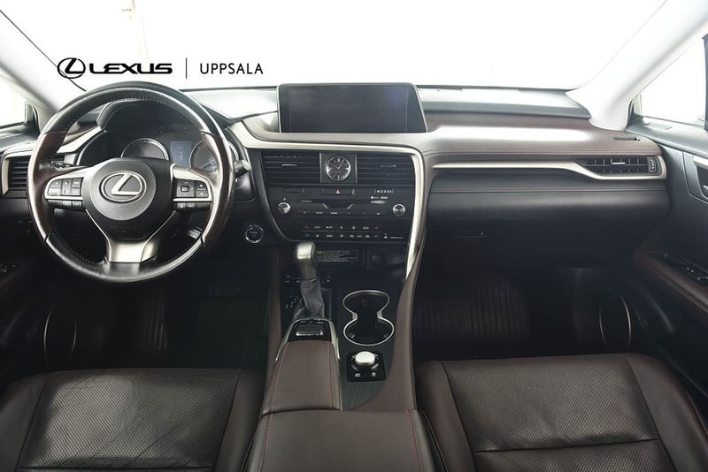 Lexus RX bild 8
