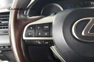 Lexus RX bild 16