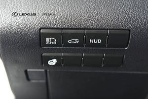 Lexus RX bild 15