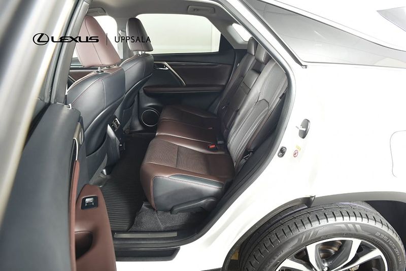 Lexus RX bild 7