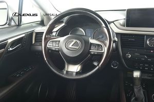 Lexus RX bild 9