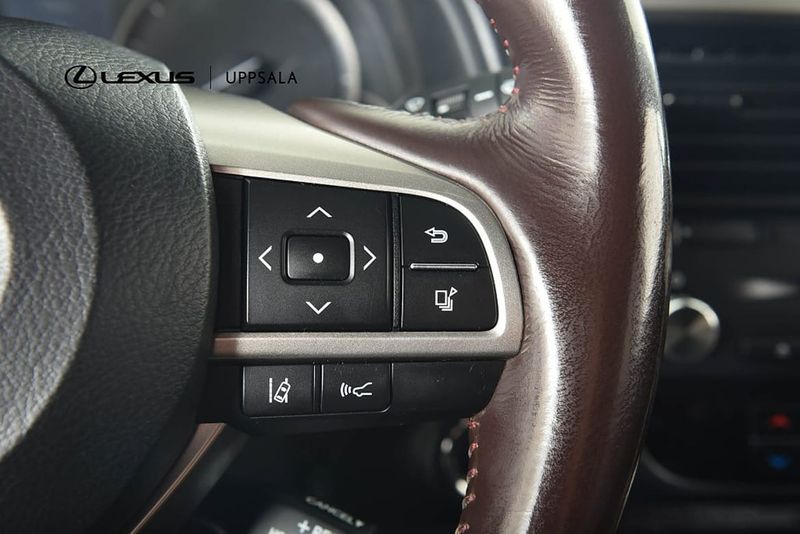 Lexus RX bild 17
