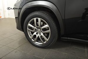 Lexus NX bild 21