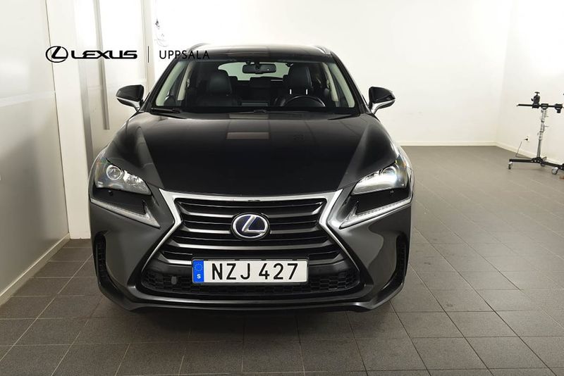 Lexus NX bild 5