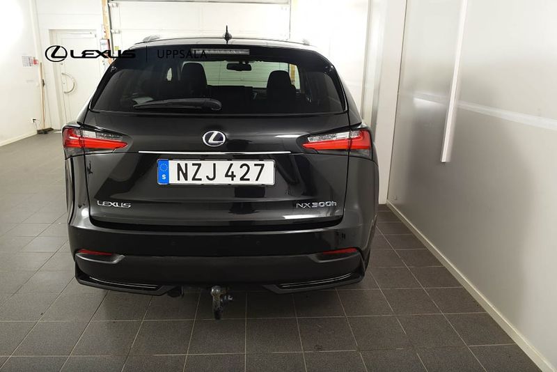 Lexus NX bild 4