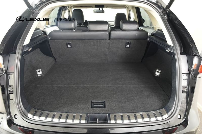 Lexus NX bild 10