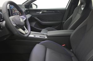 Volkswagen Passat bild 11