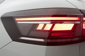 Volkswagen Passat bild 15