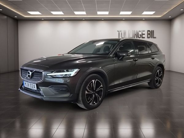Volvo V60 Cross Country B4 AWD Aut Advanced-Ed Navi Drag Keyless VOC - 2022