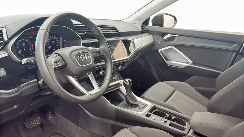 Audi Q3 bild 7