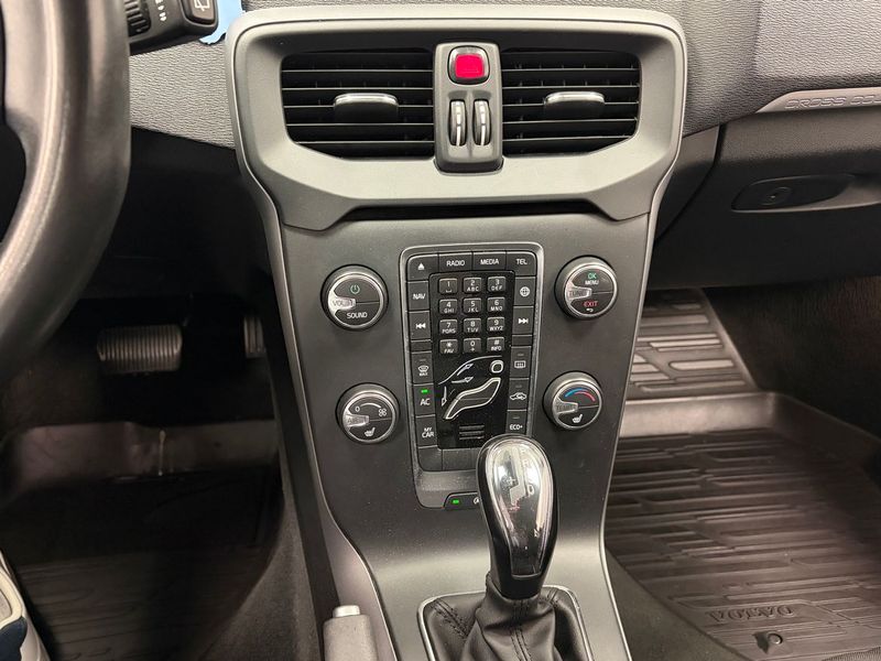 Volvo V40 bild 14