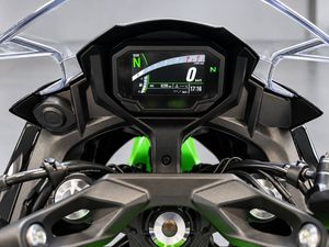 Kawasaki Ninja bild 7
