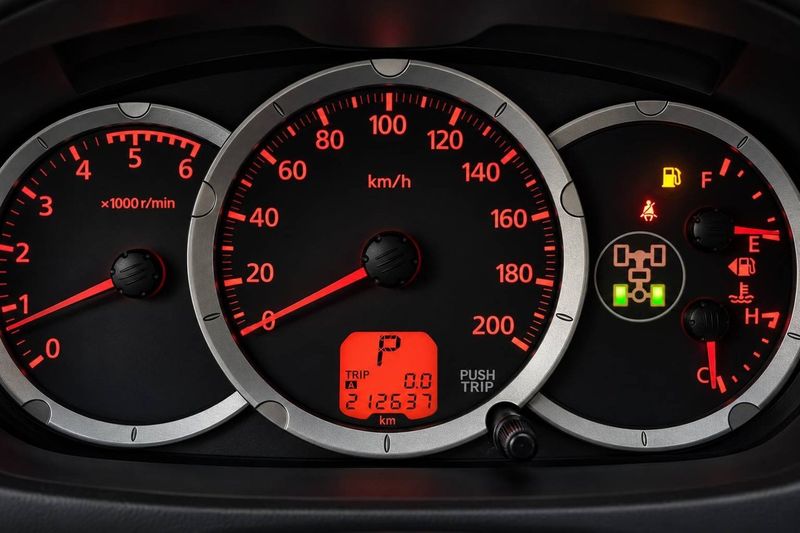 Mitsubishi L200 bild 19