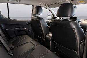Mitsubishi L200 bild 11