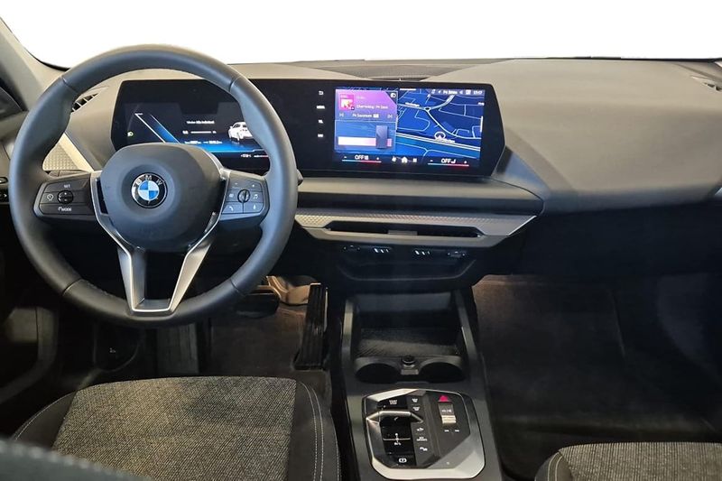 BMW 120 bild 8