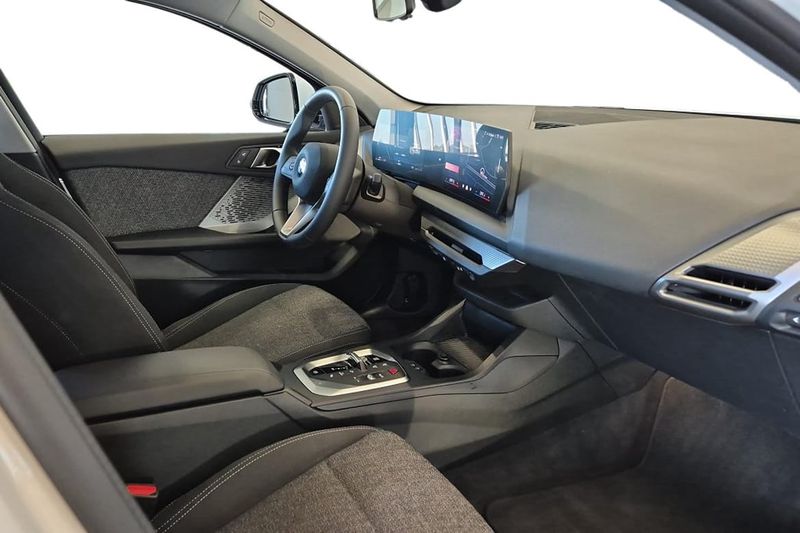 BMW 120 bild 6