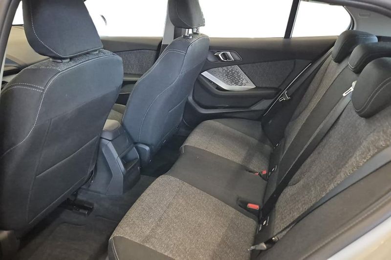 BMW 120 bild 11