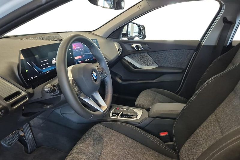 BMW 120 bild 12