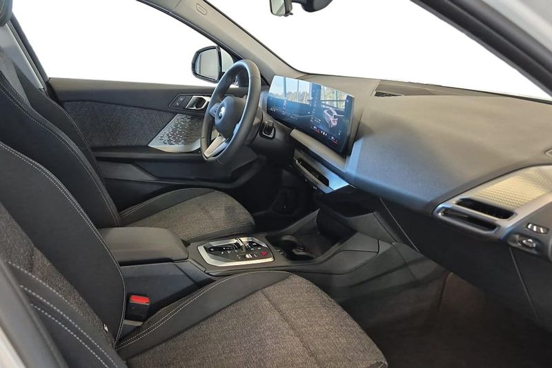 BMW 120 bild 6