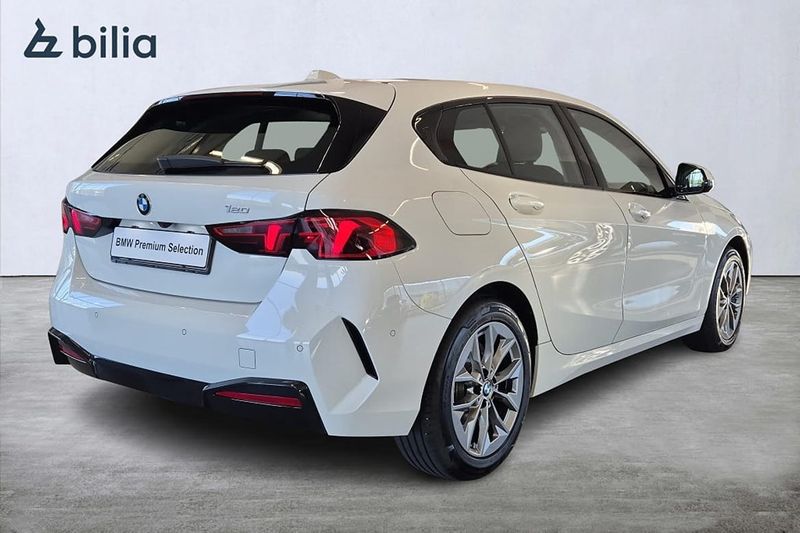 BMW 120 bild 16