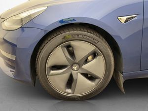 Tesla Model 3 bild 11