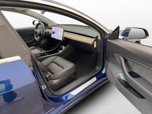 Tesla Model 3 bild 16