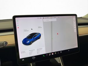 Tesla Model 3 bild 30