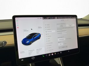 Tesla Model 3 bild 27