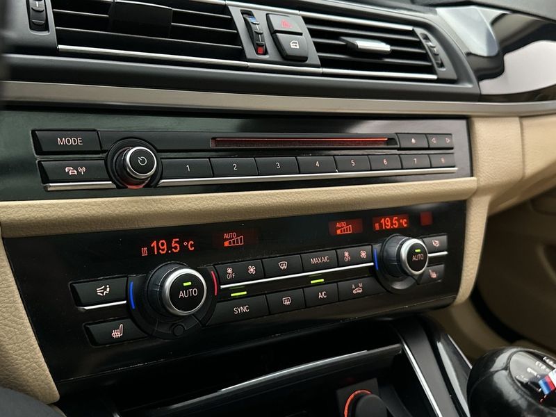 BMW 520 bild 24