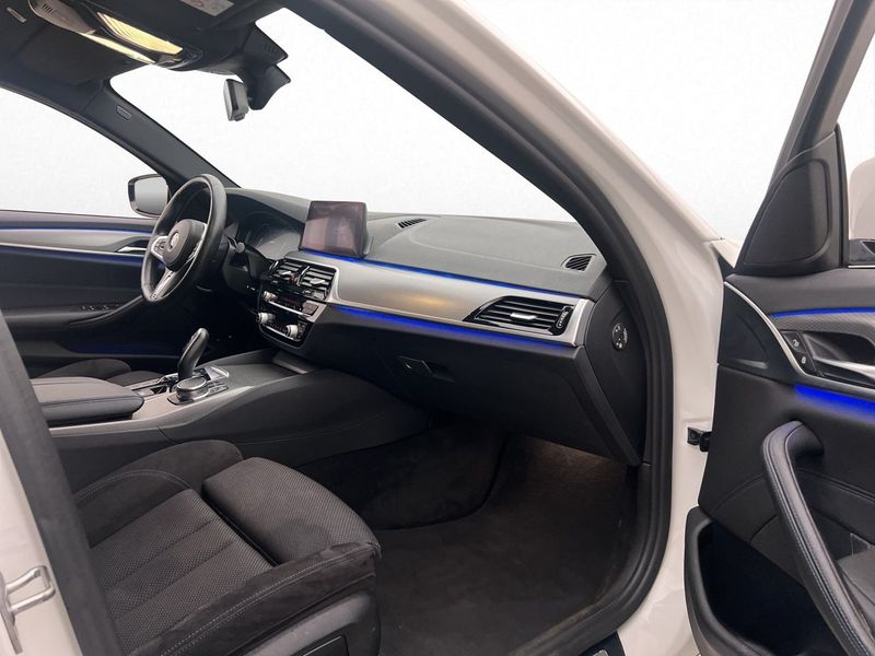 BMW 530 bild 16